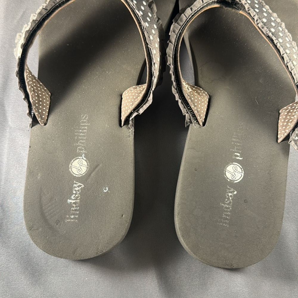 LINDSAY PHILLIPS THONG FLIP FLOP IN GRAY - Picture 6 of 6